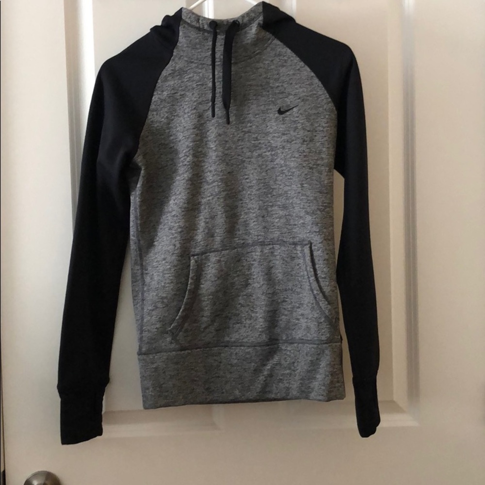 Nike sweater sweatshirt